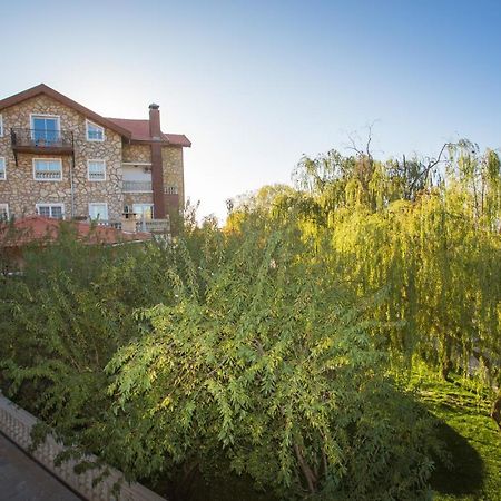 Hotel Le Palais Des Cerisiers Azrou Zewnętrze zdjęcie
