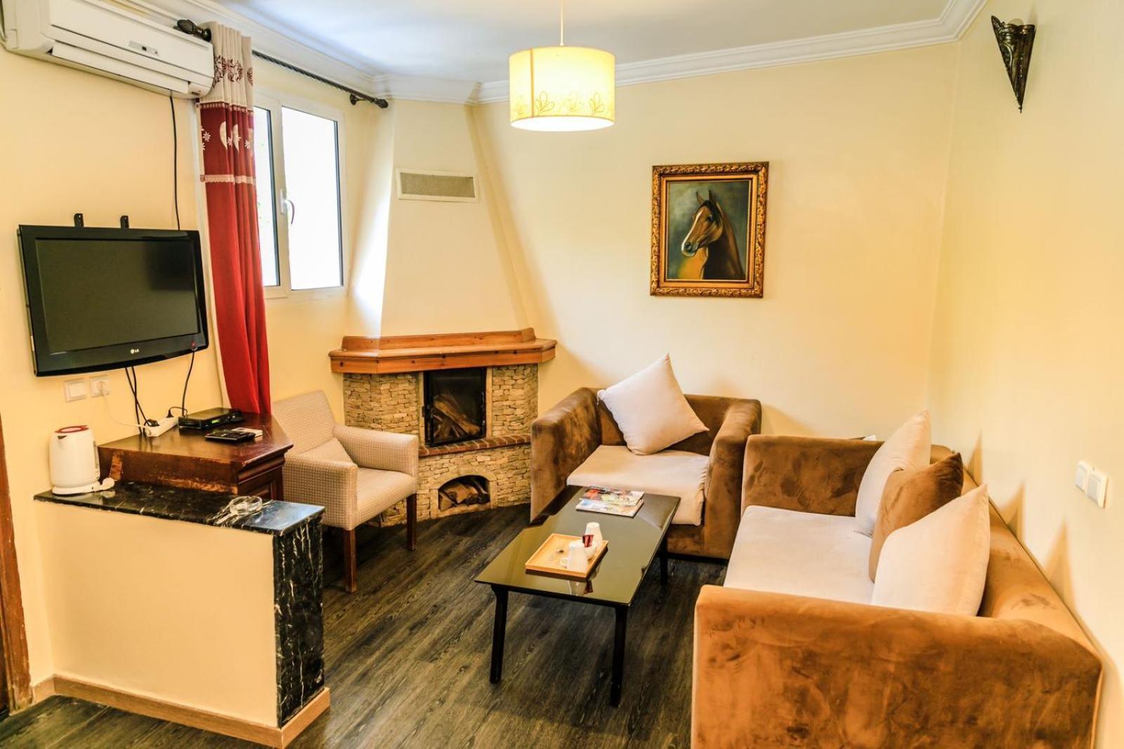 Hotel Le Palais Des Cerisiers Azrou Zewnętrze zdjęcie