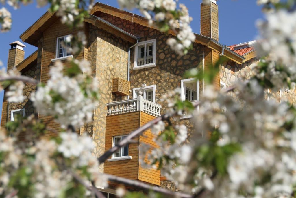 Hotel Le Palais Des Cerisiers Azrou Zewnętrze zdjęcie